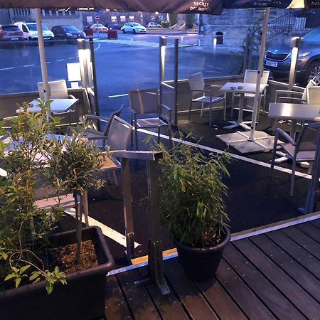 Hotel - Restaurant Au Tonnelier Bergues Exterior photo