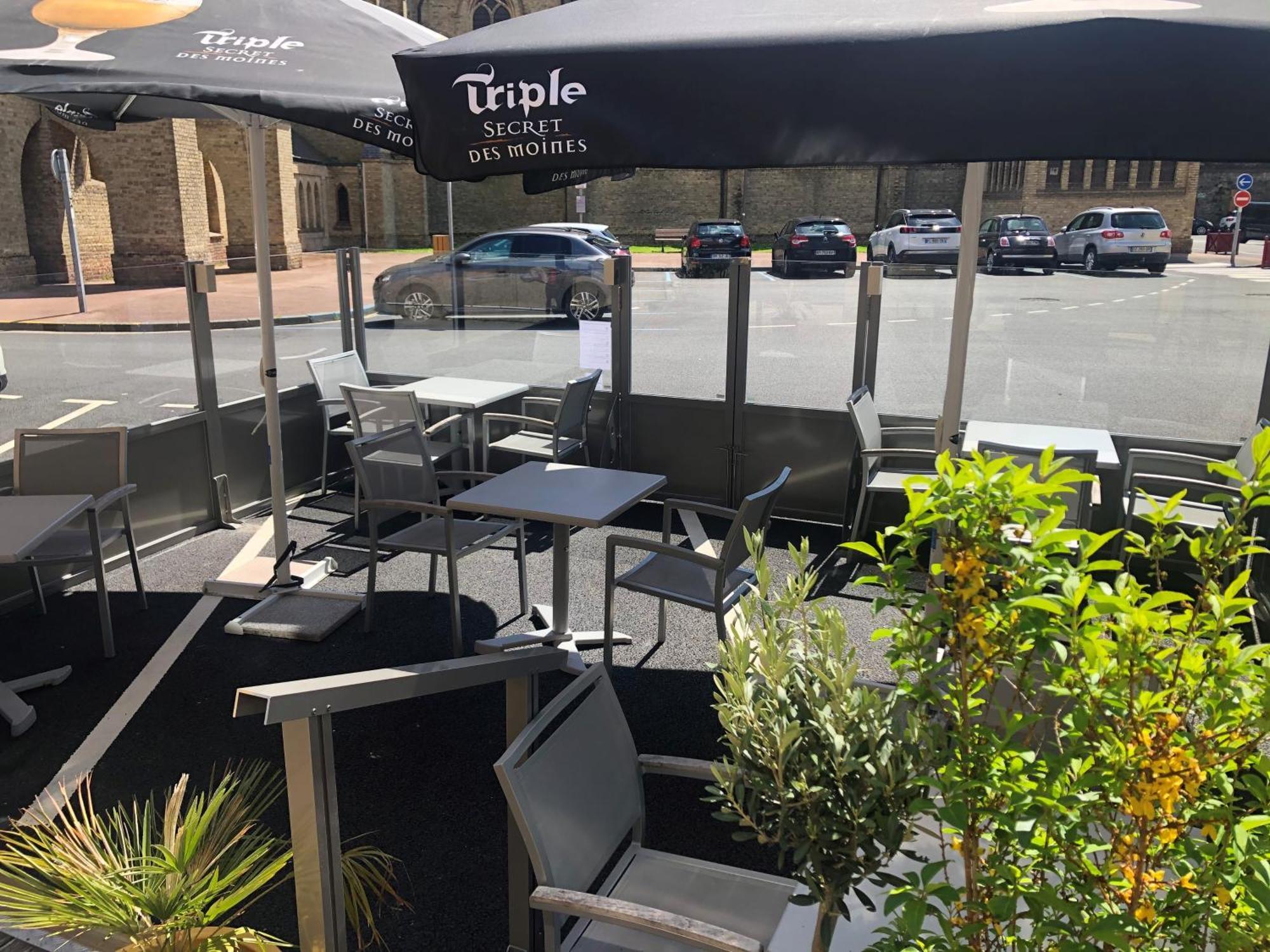 Hotel - Restaurant Au Tonnelier Bergues Exterior photo